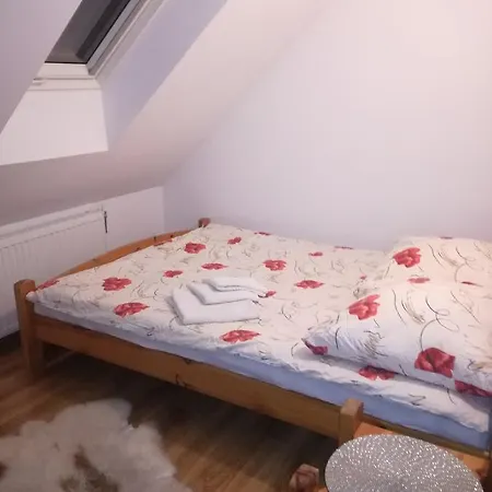 Wypoczynek Pod Trzynastka Privatunterkunft *